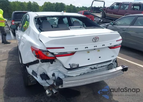 2025 Toyota Camry Se z USA, uszkodzony, nr VIN 4T1DAACK4SU526642